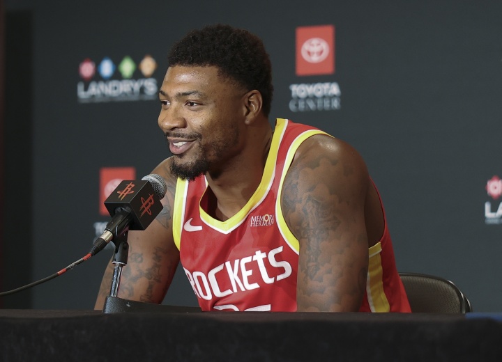 申京：斯玛特是DPOY 他在防守端的阅读能力很出色